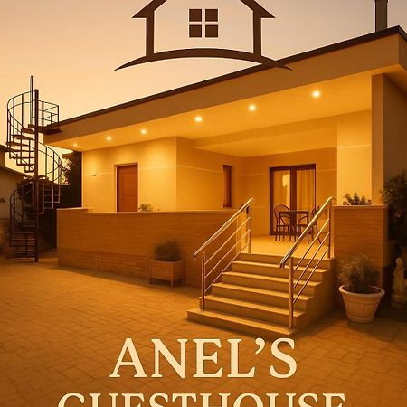 Anel'S Guesthouse Berat Eksteriør bilde